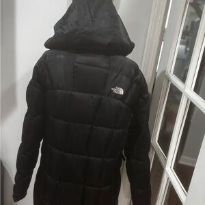 The North Face Girls Metropolis 550 Parka Jacket